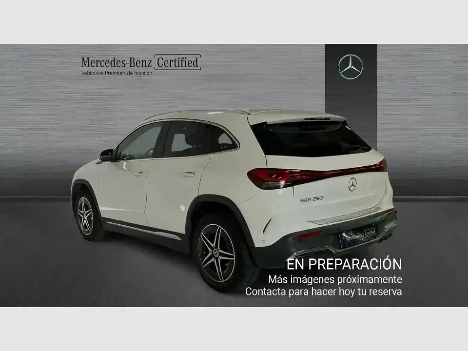 Usado Mercedes EQA250 139 kW (190 CV) 2022 Blanco SUV
