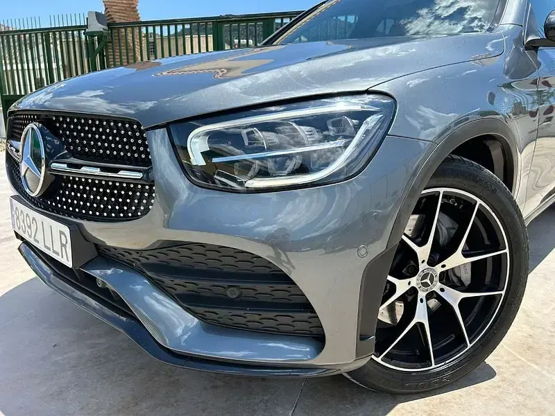 Usado Mercedes GLC200 163 CV (119 kW) 2021 Gris / plata SUV
