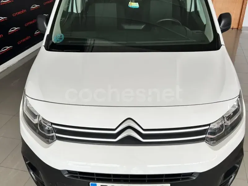 Usado Citroën e-Berlingo Live 102 CV (75 kW) 2020 Blanco Monovolumen