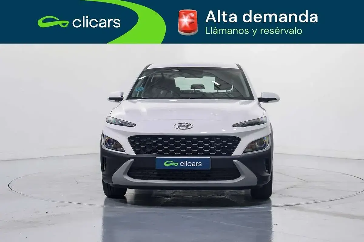 Usado Hyundai Kona 120 CV (88 kW) 2022 Blanco SUV