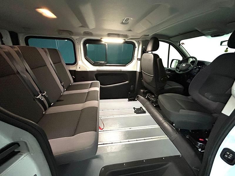 Usado Fiat Talento 125 CV (91 kW) 2018 Blanco Monovolumen