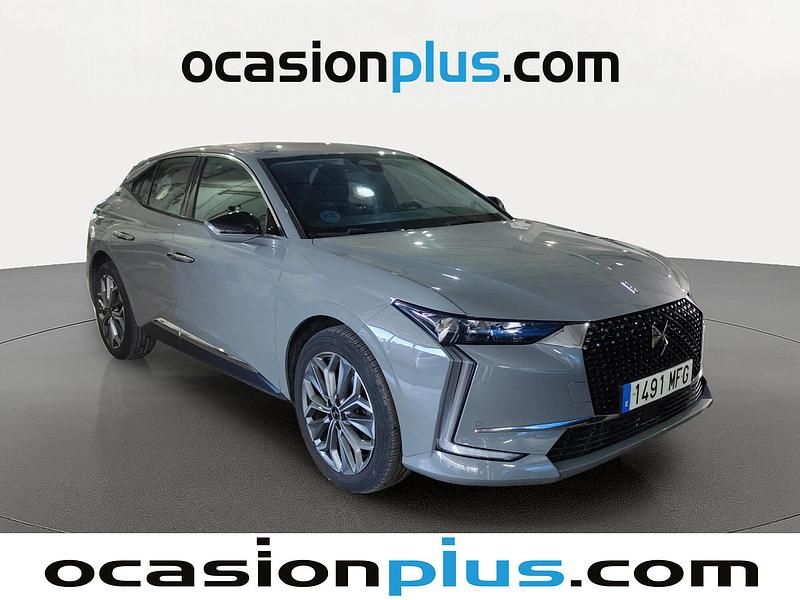 Usado DS Automobiles DS4 Trocadero 130 CV (95 kW) 2023 Gris Berlina