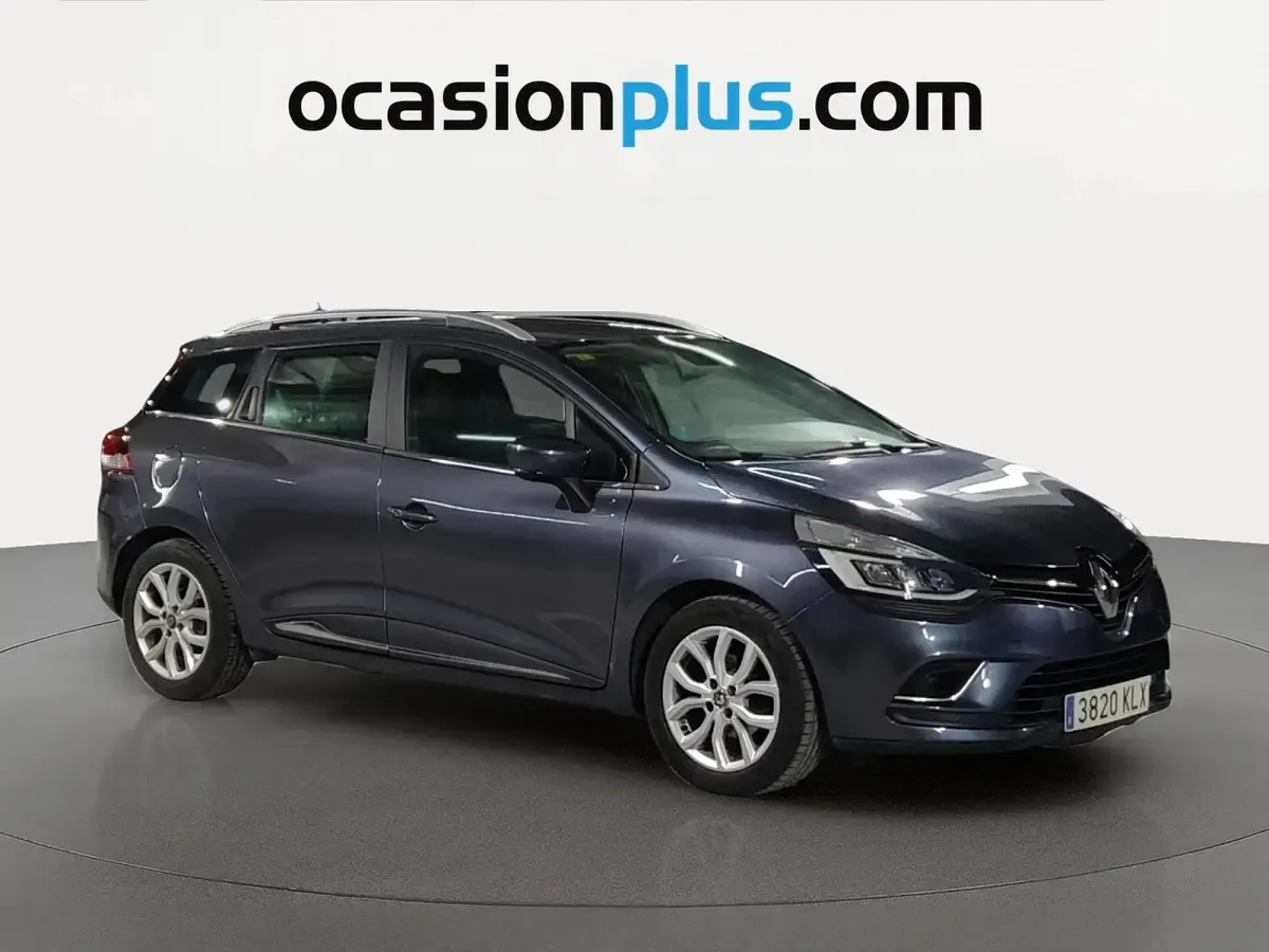 Usado Renault Clio IV Zen 90 CV (66 kW) 2018 Gris Familiar
