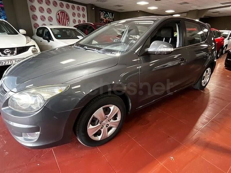Usado Hyundai i30 Style 126 CV (92 kW) 2010 Azul Berlina