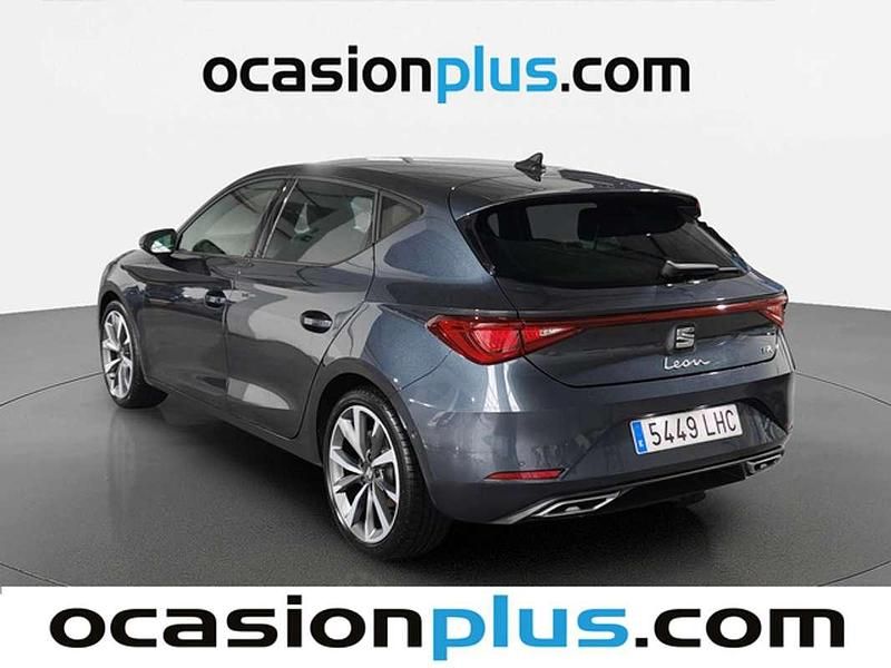 Usado Seat Leon FR 150 CV (110 kW) 2020 Gris Utilitario