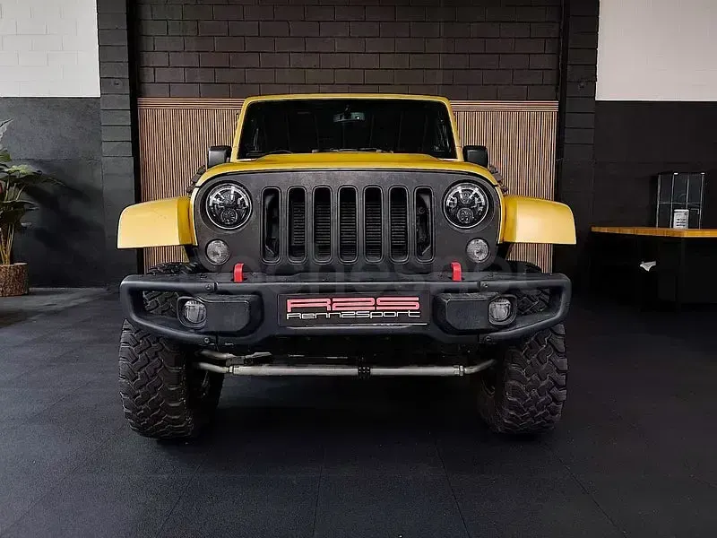 Usado Jeep Wrangler Sahara 284 CV (208 kW) 2016 Amarillo SUV