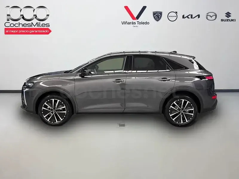 Usado DS Automobiles DS7 Crossback 130 CV (95 kW) 2025 Gris / plata SUV