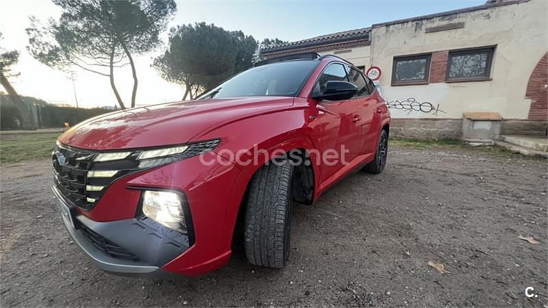 Rojo Usado 2022 Hyundai Tucson N Line SUV | 28.500 € (Caro) - Imagen 1/2
