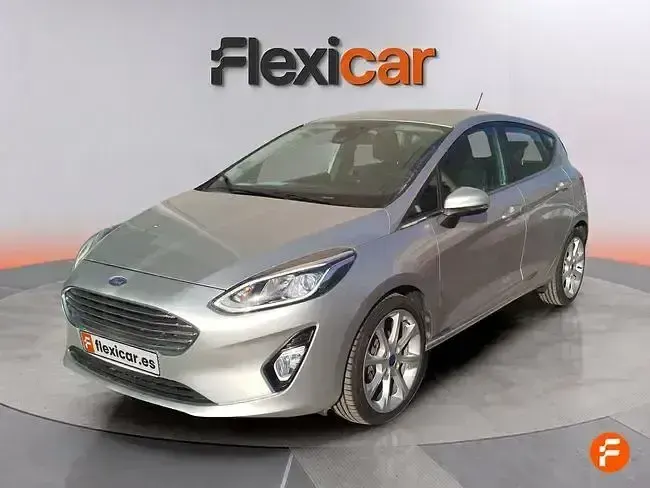Usado Ford Fiesta Titanium 85 CV (62 kW) 2017 Gris Utilitario