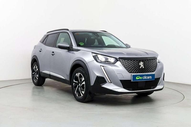 Usado Peugeot 2008 Allure 131 CV (96 kW) 2021 Gris SUV