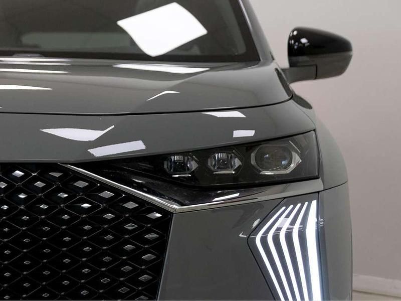 Usado DS Automobiles DS7 Crossback Rivoli 129 CV (94 kW) 2023 Gris SUV