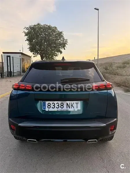 Usado Peugeot 2008 GT 136 CV (100 kW) 2026 Azul SUV