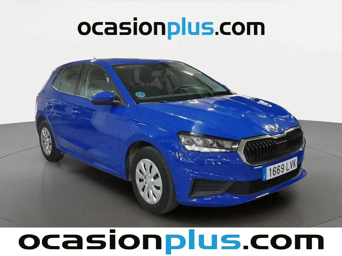 Usado Skoda Fabia Active 80 CV (58 kW) 2021 Azul Utilitario