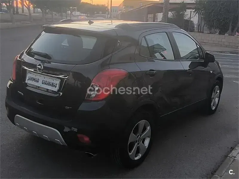 Usado Opel Mokka Selective 130 CV (95 kW) 2015 Negro SUV