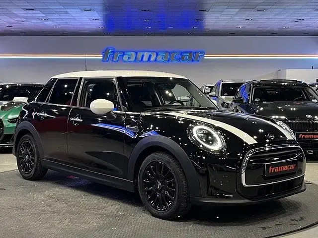 Usado Mini Cooper 136 CV (100 kW) 2022 Negro Utilitario