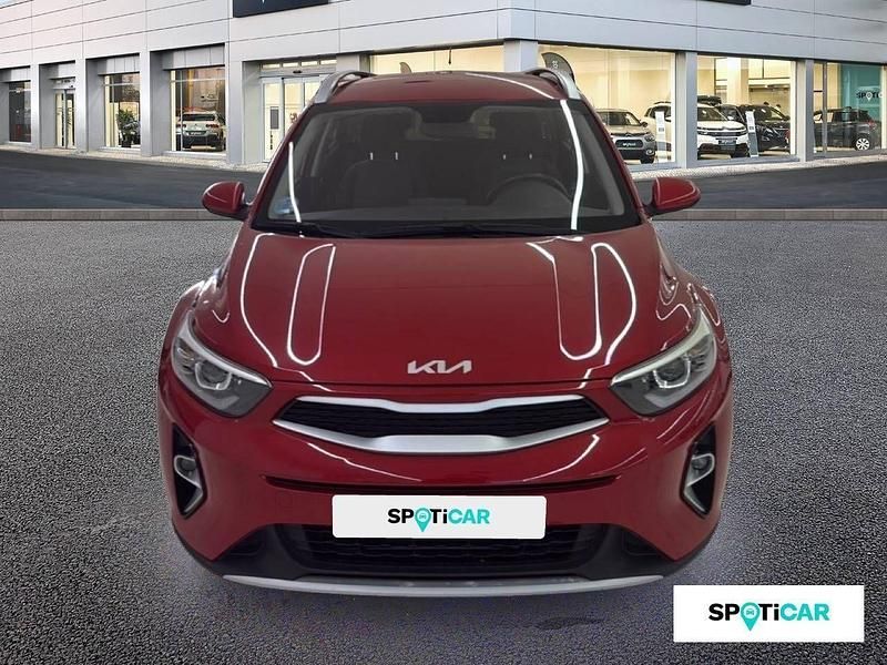Usado Kia Stonic 100 CV (73 kW) 2021 Rojo SUV