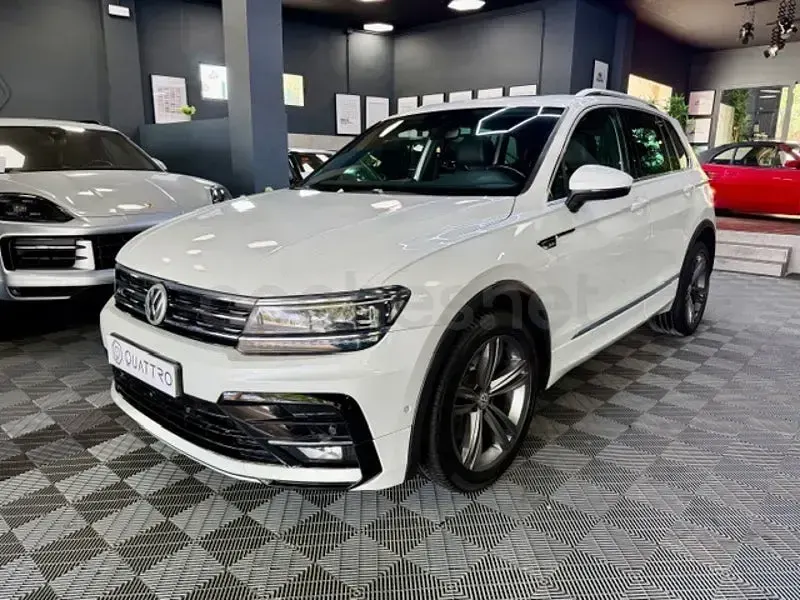 Usado VW Tiguan Sportline 190 CV (139 kW) 2019 Blanco SUV