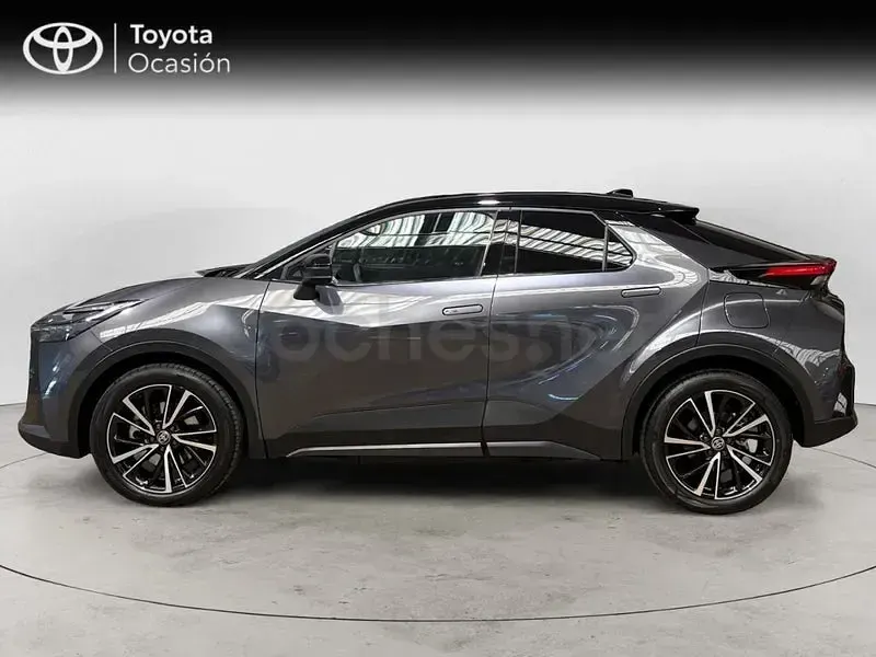 Usado Toyota C-HR 223 CV (164 kW) 2026 Gris / plata SUV