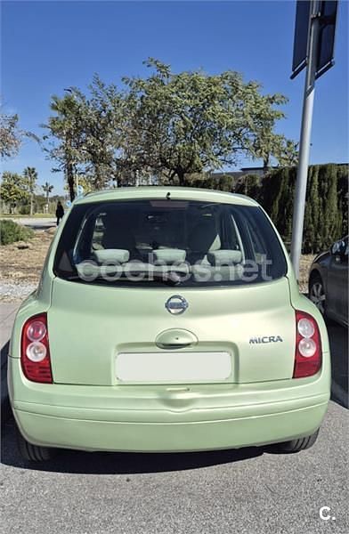 Usado Nissan Micra Acenta 88 CV (64 kW) 2005 Verde Berlina