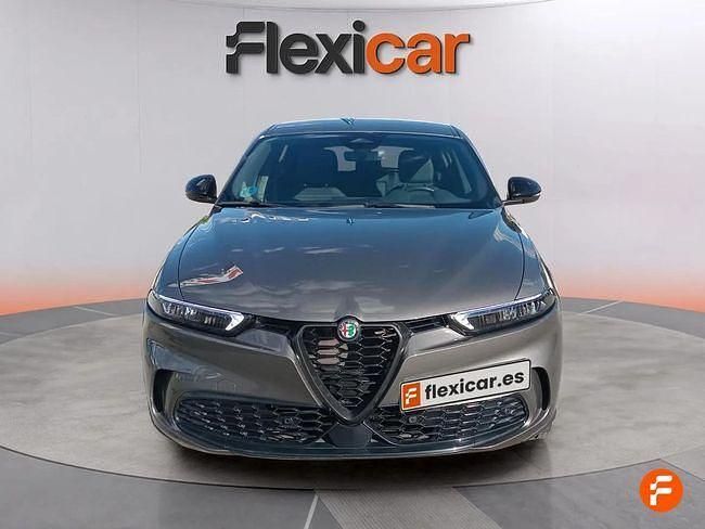 Usado Alfa Romeo Tonale Sprint 130 CV (95 kW) 2023 Gris / plata SUV