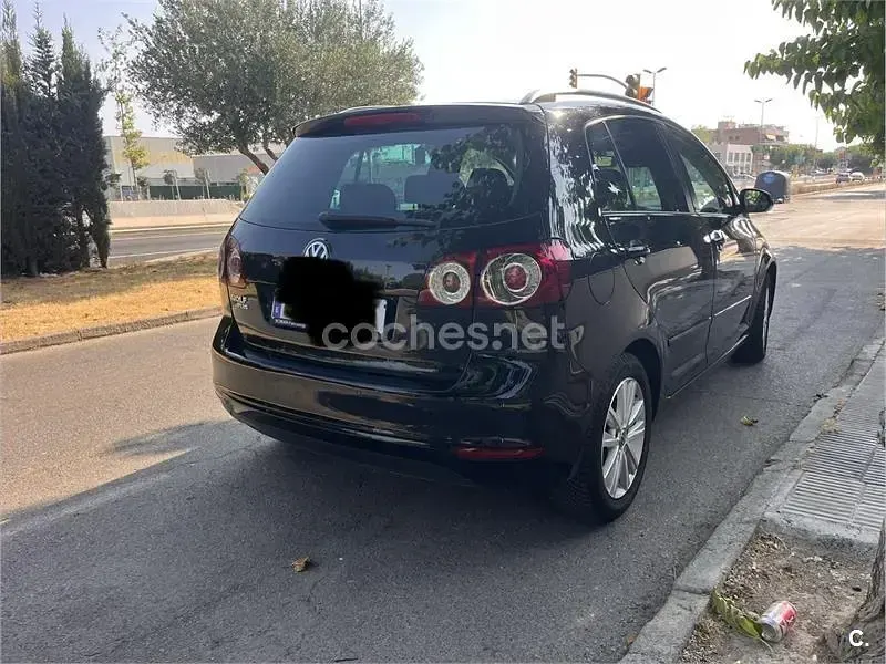 Usado VW Golf Plus Advance 105 CV (77 kW) 2011 Negro Monovolumen