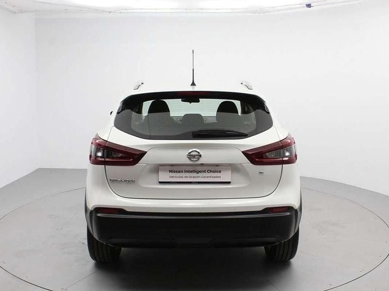 Usado Nissan Qashqai Style Edition 141 CV (103 kW) 2021 Amarillo SUV