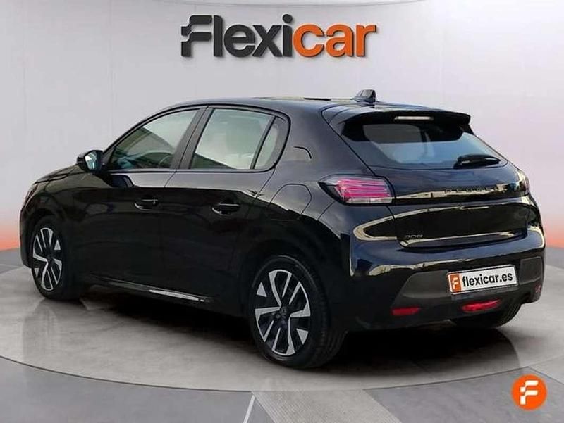 Usado Peugeot 208 Style 101 CV (74 kW) 2024 Negro Utilitario