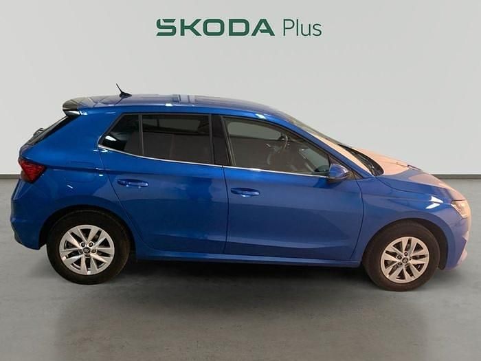 Usado Skoda Fabia Selection 95 CV (69 kW) 2025 Azul