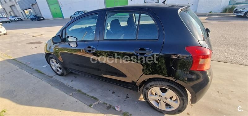 Brugt Toyota Yaris 90 HK (66 kW) 2009 Sort Hatchback