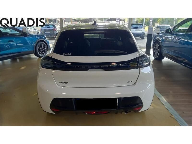 Usado Peugeot 208 GT 101 CV (74 kW) 2024 Blanco banquise Utilitario