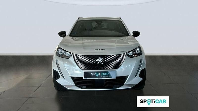 Usado Peugeot e-2008 Allure 100 kW (136 CV) 2023 Blanco SUV
