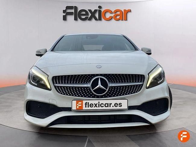 Usado Mercedes A200 AMG line 136 CV (100 kW) 2017 Blanco Utilitario