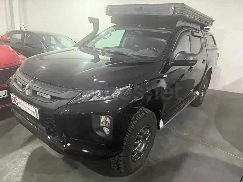 Usado Mitsubishi L200 Motion 150 CV (110 kW) 2021 Negro Pickup/Camioneta