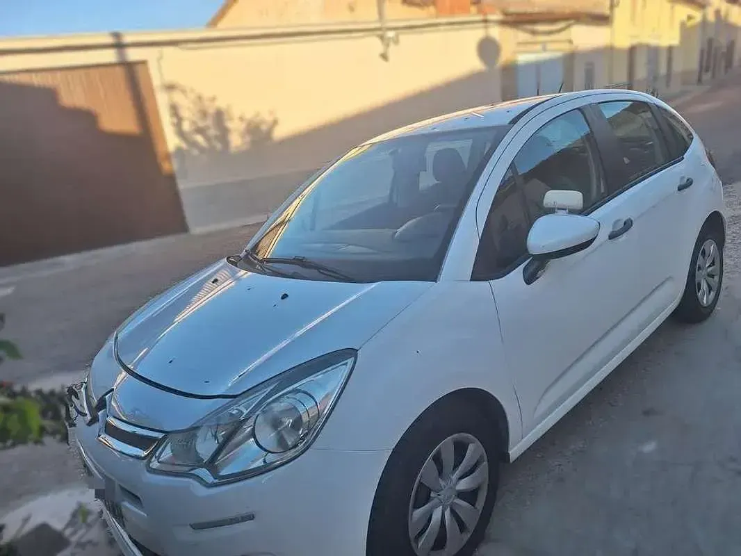 Usado Citroën C3 Tonic 68 CV (50 kW) 2014 Blanco Utilitario