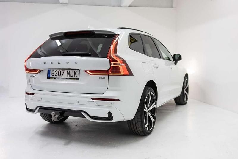 Usado Volvo XC60 Plus 200 CV (147 kW) 2023 Blanco SUV