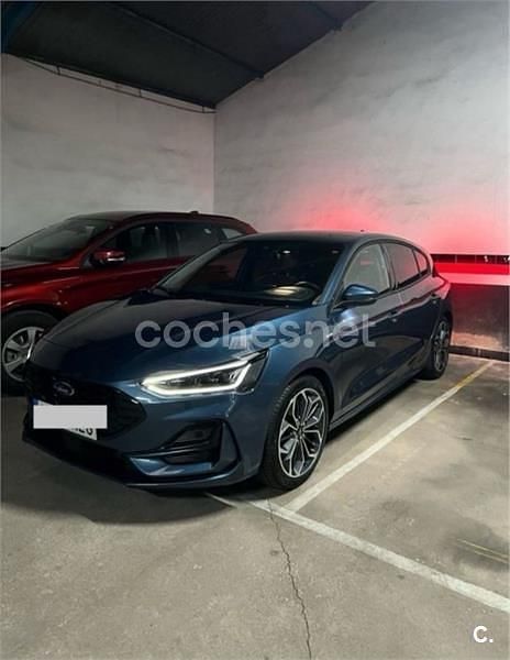 Azul Usado 2023 Ford Focus ST-Line X Berlina | 23.900 € (Caro) - Imagen 1/4