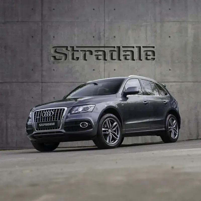 Usado Audi Q5 S-Line 170 CV (125 kW) 2011 Gris SUV