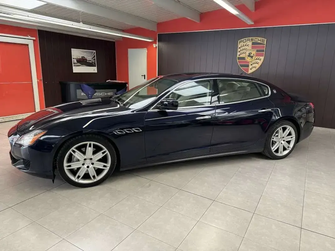 Usado Maserati Quattroporte 275 CV (202 kW) 2014 Azul Berlina