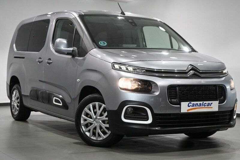 Usado Citroën Berlingo Feel 130 CV (95 kW) 2019 Gris Monovolumen
