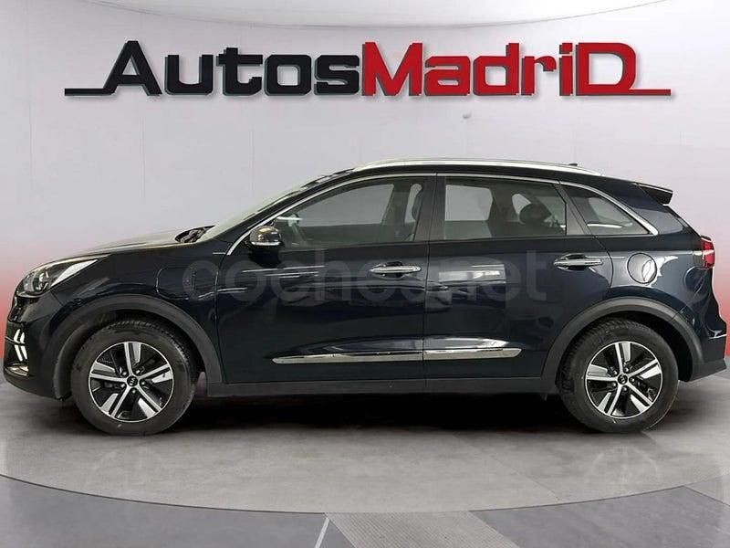Usado Kia Niro 141 CV (103 kW) 2022 Negro SUV