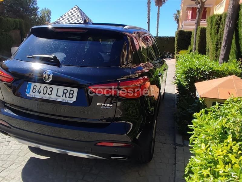 Käytetty MG EHS Luxury 258 HP (189 kW) 2021 Musta Katumaasturi
