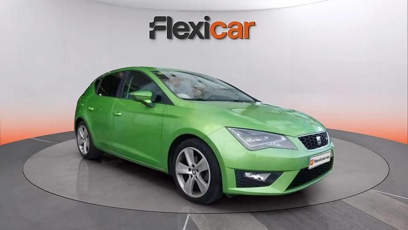 Usado Seat Leon FR 150 CV (110 kW) 2016 Verde Berlina