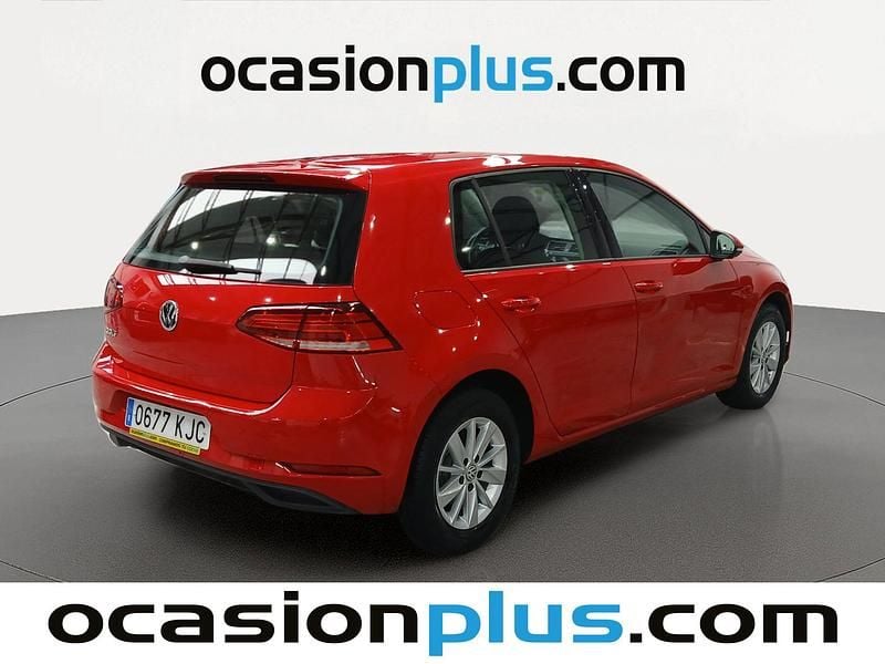 Usado VW Golf VII 110 HP (80 kW) 2018 Vermelho Citadino