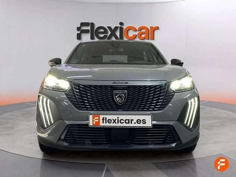 Usado Peugeot 2008 Active 101 CV (74 kW) 2023 Gris SUV