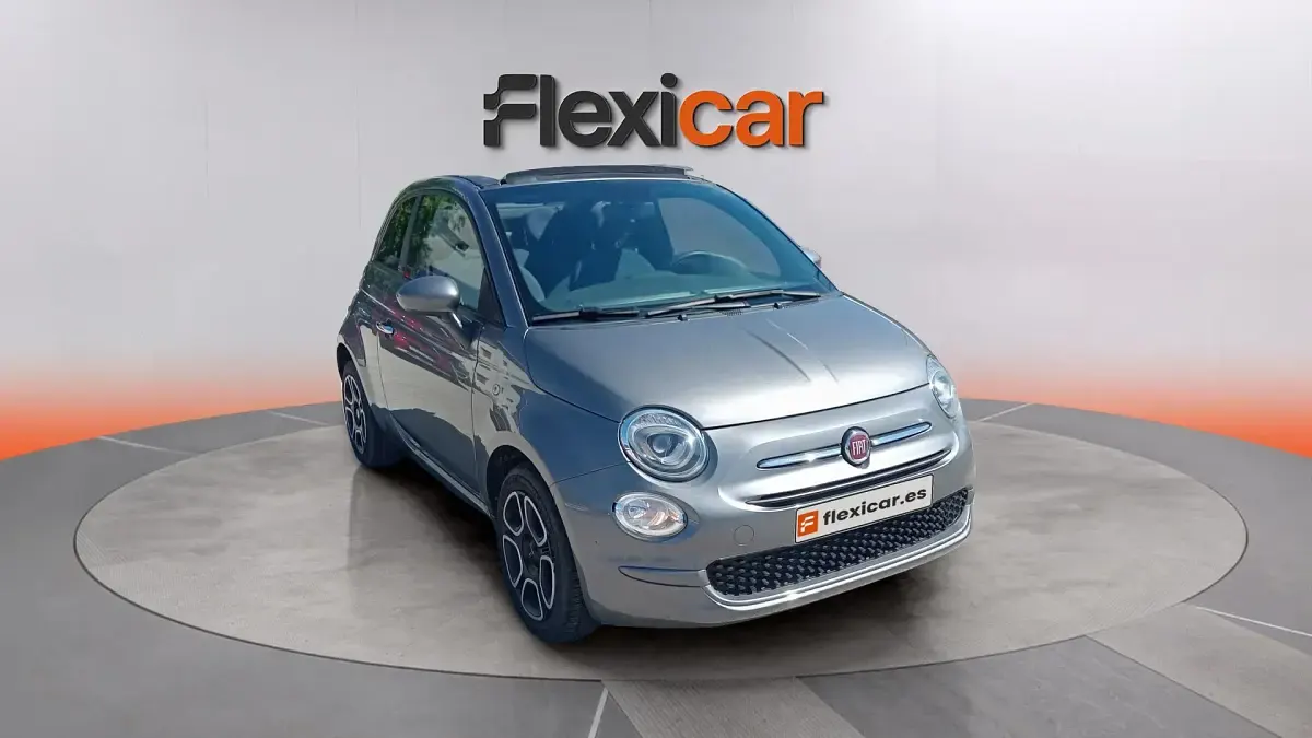 Usado Fiat 500 Club 71 CV (52 kW) 2023 Gris Berlina