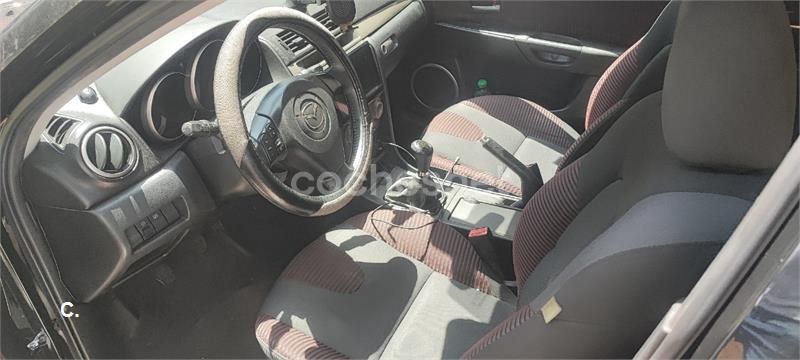 Negro Usado 2004 Mazda 3 Sportive Berlina | 2900 € (Precio justo) - Imagen 1/4