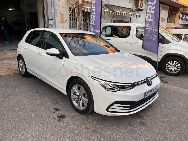 Usado VW Golf VIII 115 CV (84 kW) 2022 Blanco Berlina