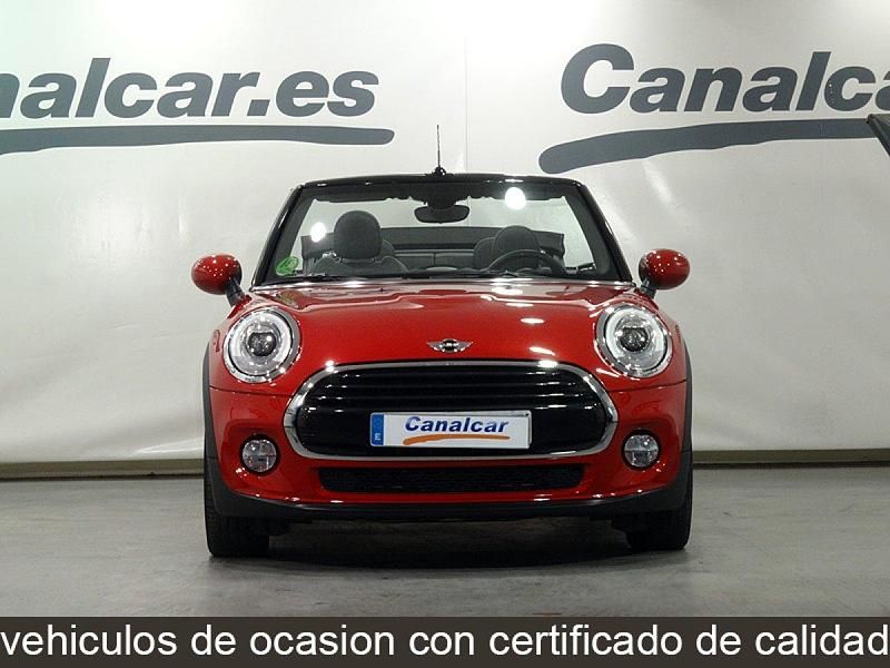 Usado Mini Cooper D 116 CV (85 kW) 2017 Rojo Utilitario