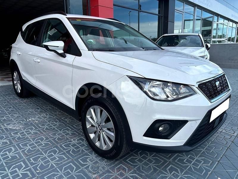 Blanco Usado 2019 Seat Arona Style SUV | 13.900 € (Precio justo) - Imagen 1/4