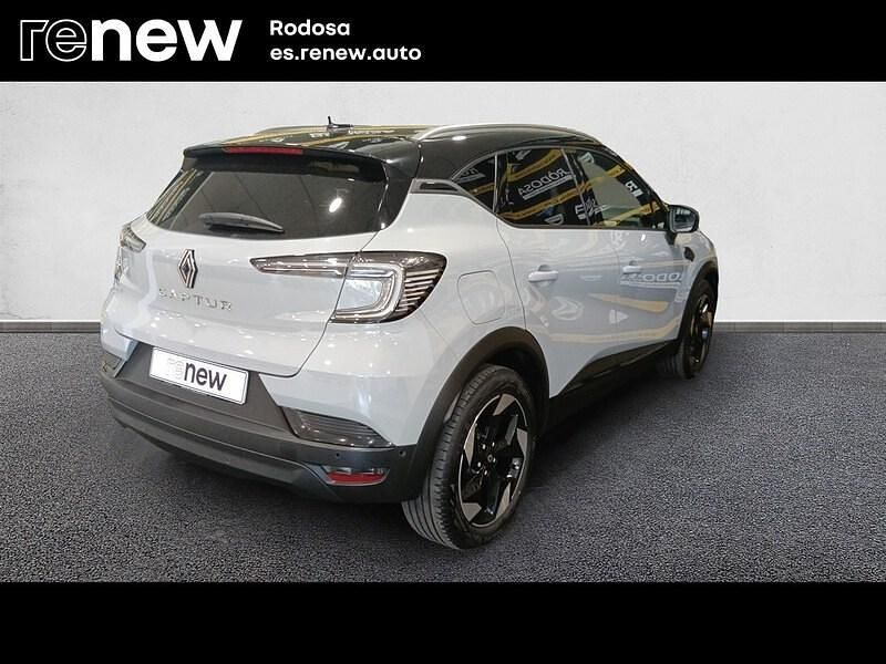 Usado Renault Captur Techno 100 CV (73 kW) 2025 Gris SUV